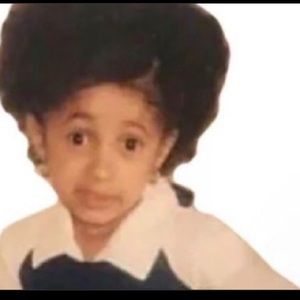 Meet your Posher, Mayra